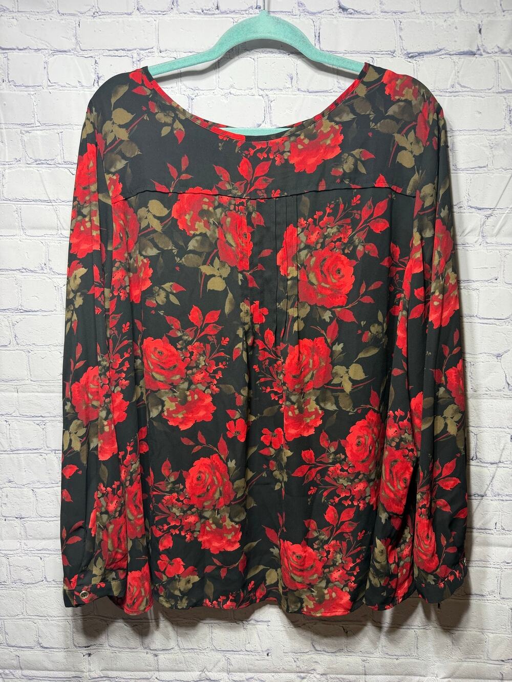 Susan Graver Womens Dark Floral Long Sleeve Top Black Red Sz 22W